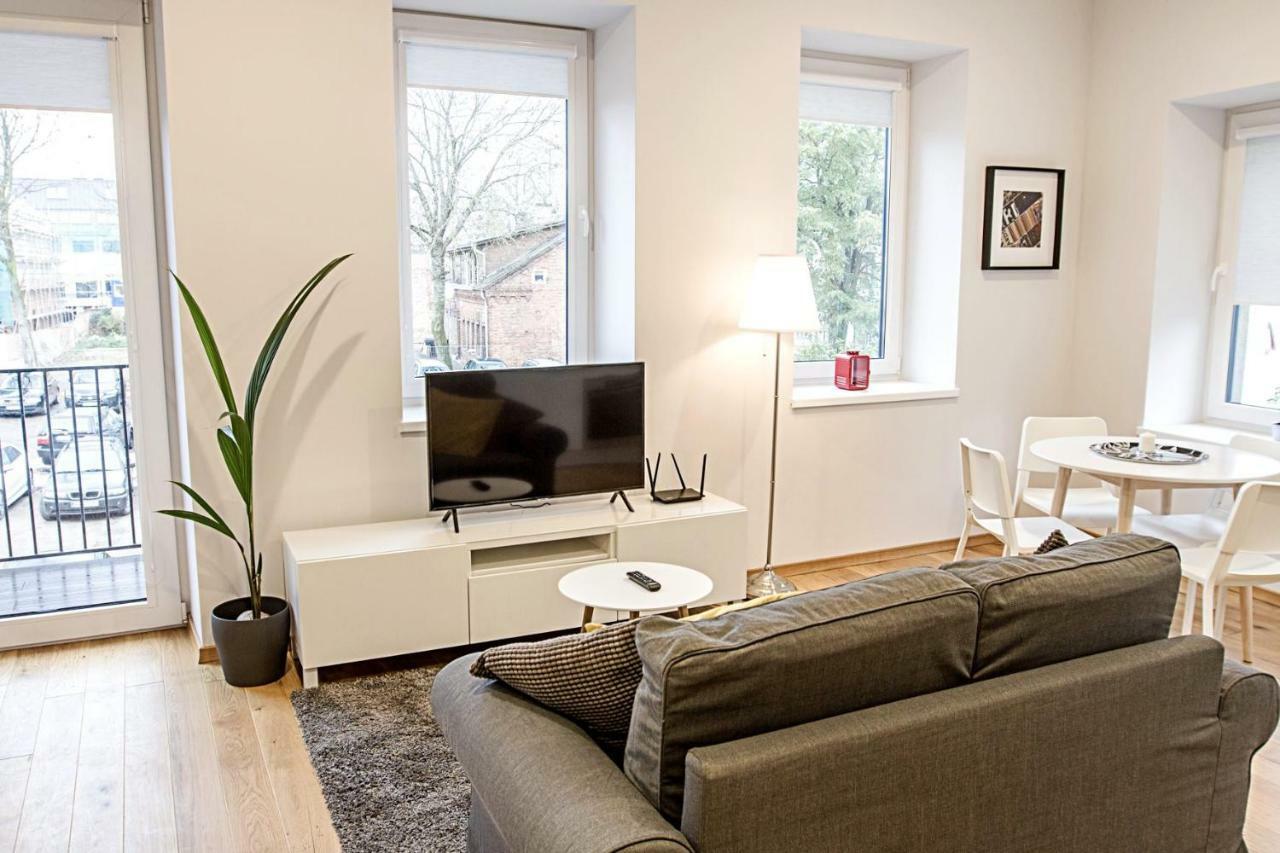 Modern 1Bd Apartment In Old Town By Hostlovers Kaunas Ngoại thất bức ảnh