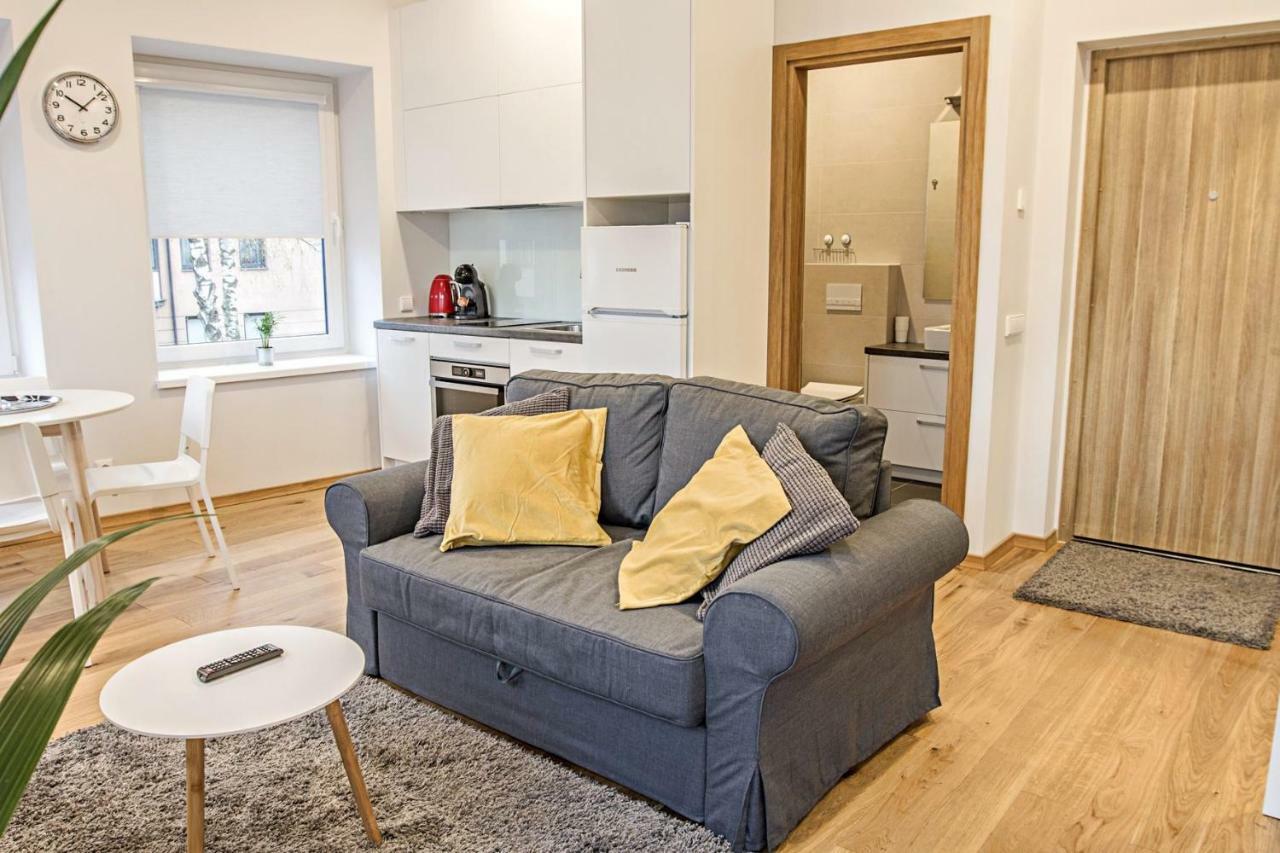 Modern 1Bd Apartment In Old Town By Hostlovers Kaunas Ngoại thất bức ảnh